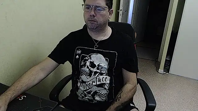 blueandwhite1 online show from 12.03.24