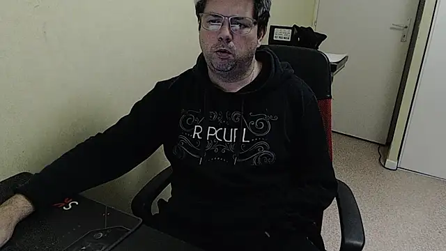 blueandwhite1 online show from 01.25.25