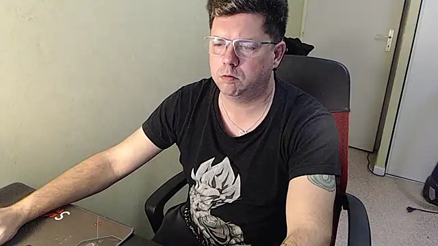 blueandwhite1 online show from 01.28.25