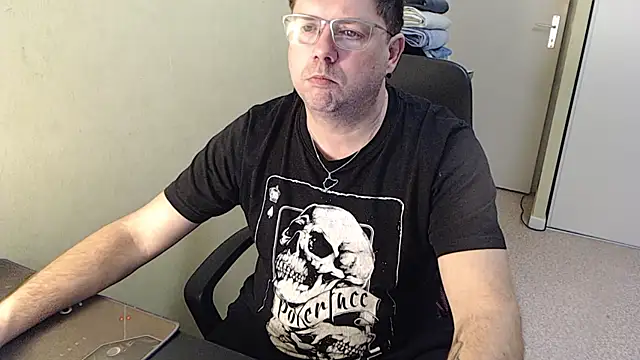 blueandwhite1 online show from 02.03.25