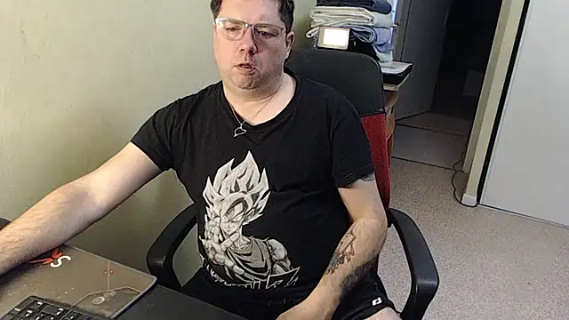 blueandwhite1 online show from 02.08.25