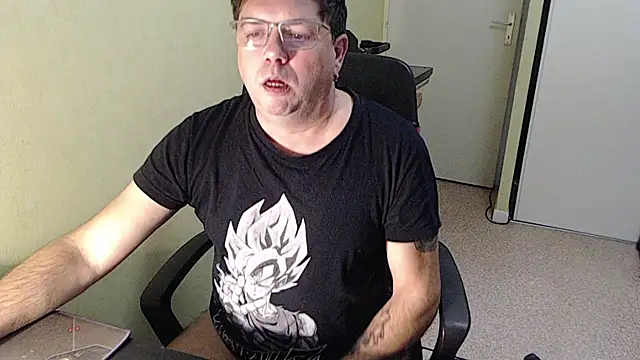 blueandwhite1 online show from 11.27.25