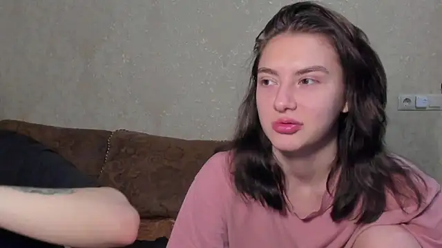 muuur fam online show from 10.08.25