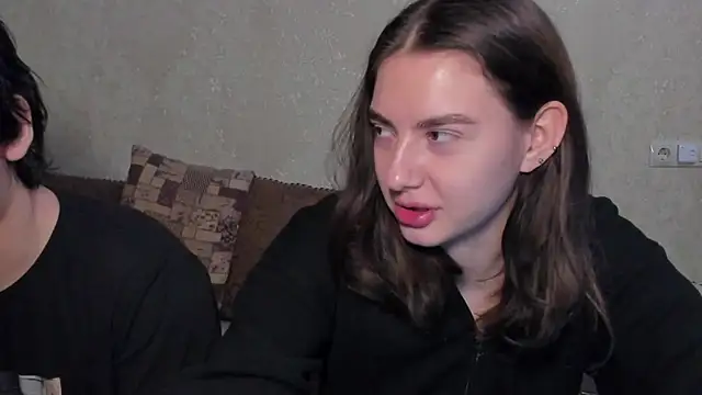 muuur fam online show from 10.17.25