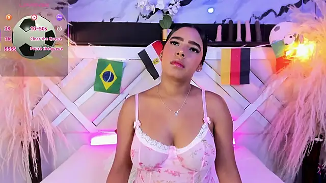 Zoe-Johnson  online show from 07.03.26