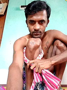 Snapshot of ShinuRoy chatting on 09.20.25 ShinuRoy online show from 09.20.25