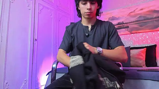 Snapshot of Tyler_durten chatting on 07.29.26 Tyler durten online show from 07.29.26