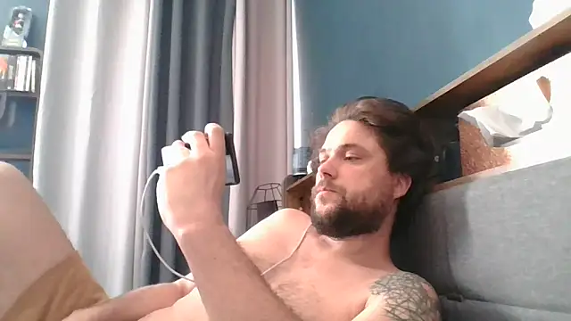 Titilouonlyf69 online show from 04.27.26
