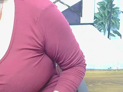 Snapshot of Its-ishikaa chatting on 09.17.25 Its-ishikaa online show from 09.17.25