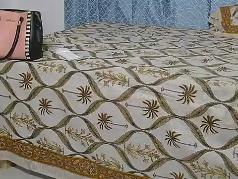 Snapshot of Its-ishikaa chatting on 09.24.25 Its-ishikaa online show from 09.24.25