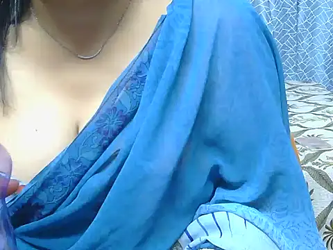 Snapshot of Its-ishikaa chatting on 10.19.25 Its-ishikaa online show from 10.19.25