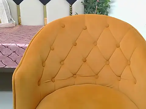 Snapshot of Its-ishikaa chatting on 11.20.25 Its-ishikaa online show from 11.20.25