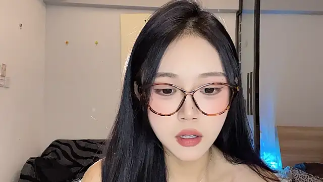 XingKongCOCO-107 online show from 11.26.25