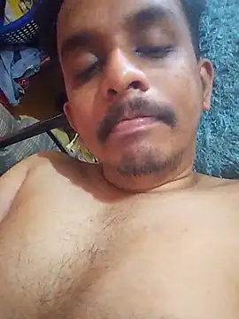 Snapshot of Nihaal17 chatting on 10.27.25 Nihaal17 online show from 10.27.25