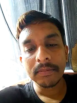 Snapshot of Nihaal17 chatting on 10.29.25 Nihaal17 online show from 10.29.25