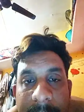 Snapshot of Nihaal17 chatting on 11.10.25 Nihaal17 online show from 11.10.25