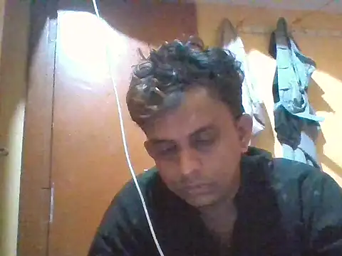 Snapshot of Nihaal17 chatting on 11.16.25 Nihaal17 online show from 11.16.25