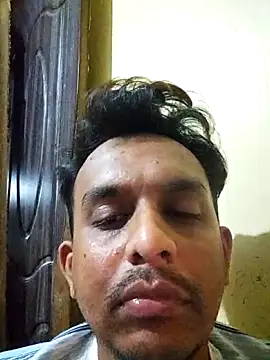 Snapshot of Nihaal17 chatting on 11.28.25 Nihaal17 online show from 11.28.25