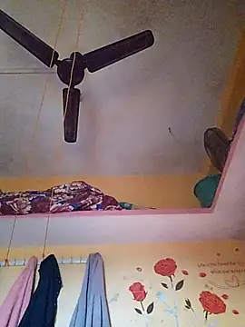 Snapshot of Nihaal17 chatting on 11.30.25 Nihaal17 online show from 11.30.25