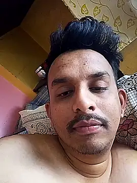 Snapshot of Nihaal17 chatting on 12.21.25 Nihaal17 online show from 12.21.25