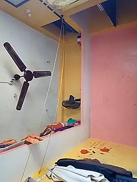 Snapshot of Nihaal17 chatting on 03.25.26 Nihaal17 online show from 03.25.26