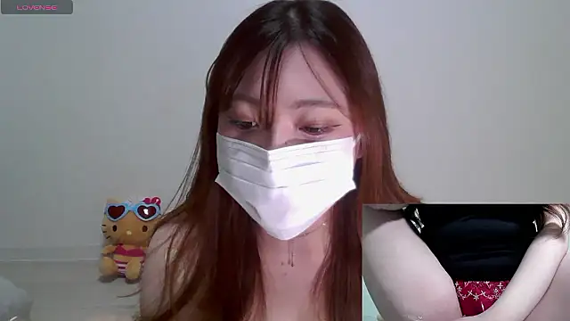 Snapshot of eri_0824 chatting on 10.08.25 eri 0824 online show from 10.08.25