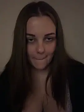 Snapshot of ItsLxsa chatting on 09.08.25 ItsLxsa online show from 09.08.25