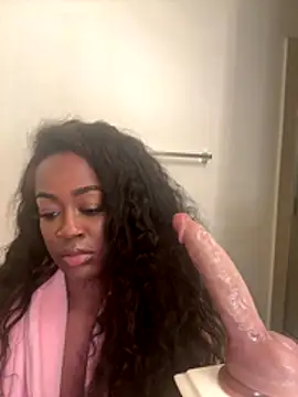 RawHoneyTrap online show from 11.16.25