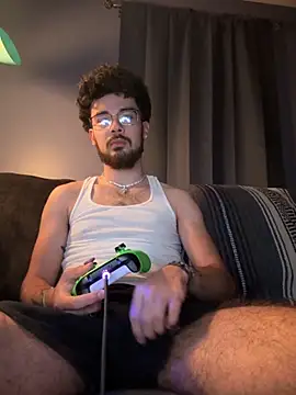 Snapshot of bigbrownpleasure chatting on 09.21.25 bigbrownpleasure online show from 09.21.25