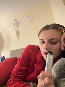 Snapshot of Summer21k chatting on 10.19.25 Summer21k online show from 10.19.25