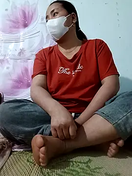 Snapshot of Linda885 chatting on 12.16.25 Linda885 online show from 12.16.25