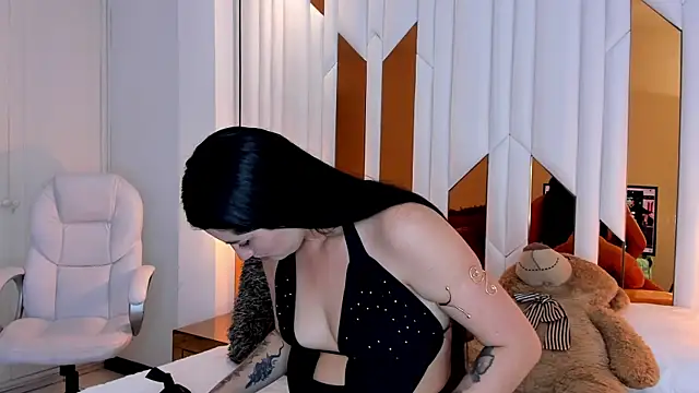 Snapshot of CarolinaFerrer chatting on 02.20.26 CarolinaFerrer online show from 02.20.26