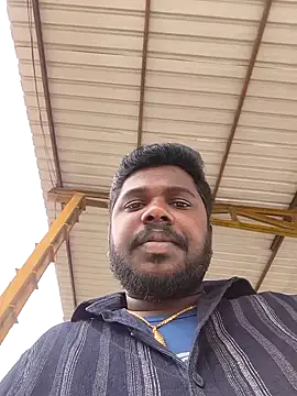 Snapshot of blackyporiki chatting on 09.17.25 blackyporiki online show from 09.17.25