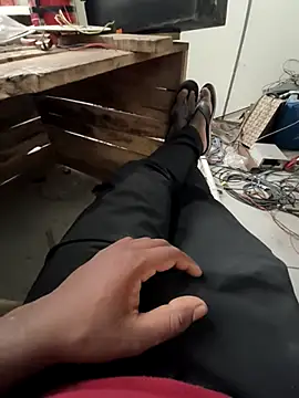 Snapshot of blackyporiki chatting on 09.23.25 blackyporiki online show from 09.23.25