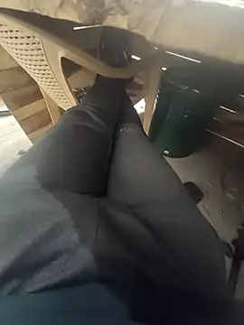 Snapshot of blackyporiki chatting on 10.04.25 blackyporiki online show from 10.04.25