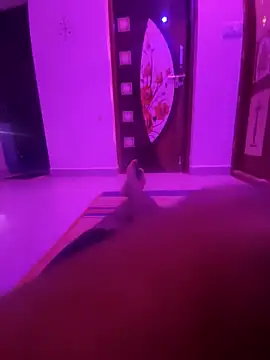 Snapshot of blackyporiki chatting on 10.23.25 blackyporiki online show from 10.23.25