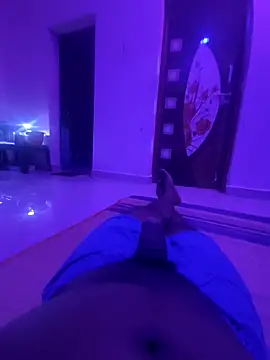 Snapshot of blackyporiki chatting on 10.30.25 blackyporiki online show from 10.30.25