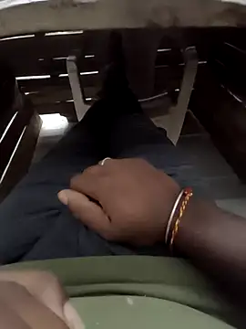 Snapshot of blackyporiki chatting on 02.24.26 blackyporiki online show from 02.24.26