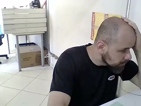 Snapshot of Henrilimajunior02 chatting on 03.24.26 Henrilimajunior02 online show from 03.24.26