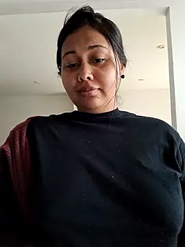 Alessandraa- online show from 10.26.25