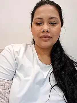 Snapshot of Alessandraa- chatting on 02.05.26 Alessandraa- online show from 02.05.26