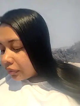 Snapshot of Alessandraa- chatting on 02.22.26 Alessandraa- online show from 02.22.26