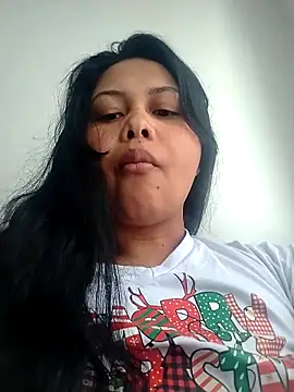 Snapshot of Alessandraa- chatting on 03.27.26 Alessandraa- online show from 03.27.26