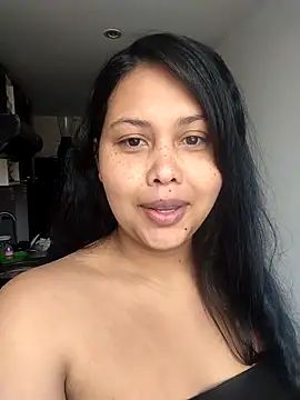 Snapshot of Alessandraa- chatting on 03.29.26 Alessandraa- online show from 03.29.26