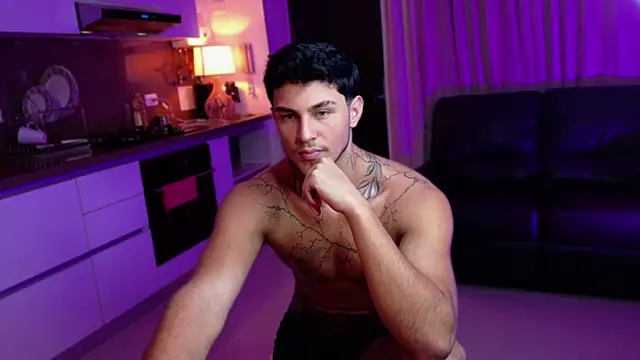 LeoCavalli  online show from 10.11.25