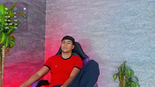 Snapshot of CHR58_ chatting on 09.20.25 CHR58 online show from 09.20.25