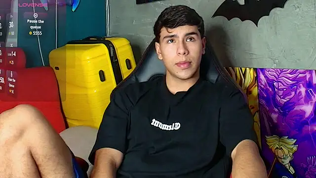 Snapshot of CHR58_ chatting on 11.27.25 CHR58 online show from 11.27.25