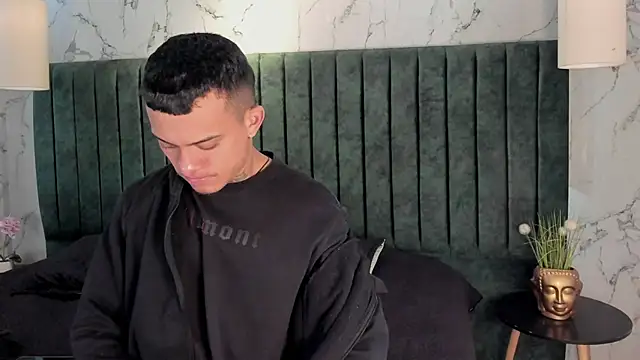 MrJustin  online show from 11.09.25