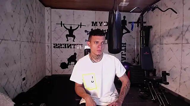 MrJustin  online show from 11.24.25