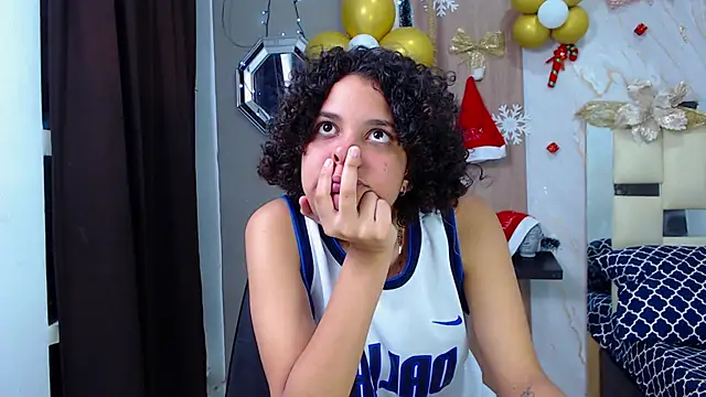 Snapshot of miss_leidy_ chatting on 11.15.25 miss leidy online show from 11.15.25